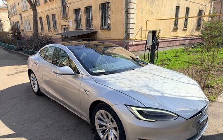 Tesla Model S I, 2018 год, 1 500 000 рублей, 2 фотография