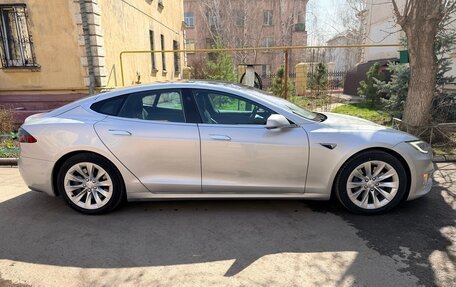 Tesla Model S I, 2018 год, 1 500 000 рублей, 3 фотография