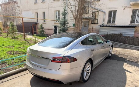 Tesla Model S I, 2018 год, 1 500 000 рублей, 4 фотография