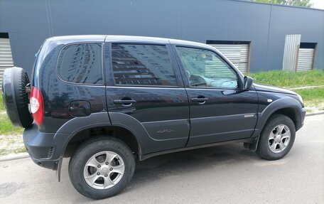 Chevrolet Niva I рестайлинг, 2016 год, 790 000 рублей, 3 фотография