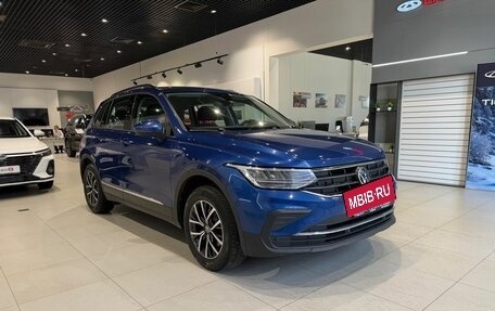 Volkswagen Tiguan II, 2021 год, 2 500 000 рублей, 3 фотография