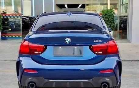 BMW 1 серия, 2023 год, 2 270 000 рублей, 4 фотография