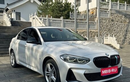 BMW 1 серия, 2022 год, 1 850 000 рублей, 3 фотография
