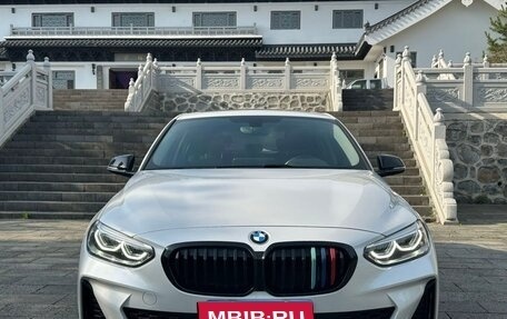 BMW 1 серия, 2022 год, 1 850 000 рублей, 2 фотография