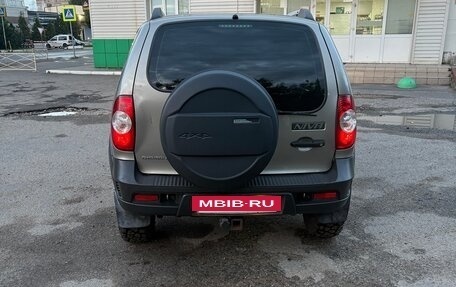 Chevrolet Niva I рестайлинг, 2018 год, 700 000 рублей, 4 фотография