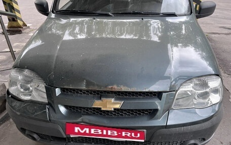 Chevrolet Niva I рестайлинг, 2013 год, 550 000 рублей, 2 фотография