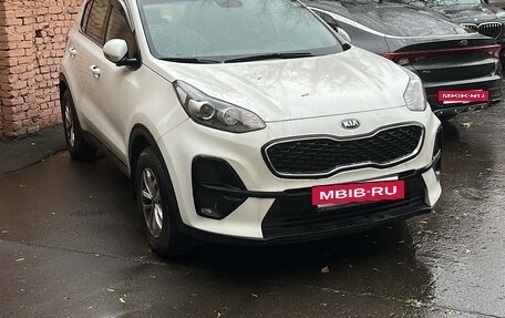 KIA Sportage IV рестайлинг, 2019 год, 2 490 000 рублей, 2 фотография