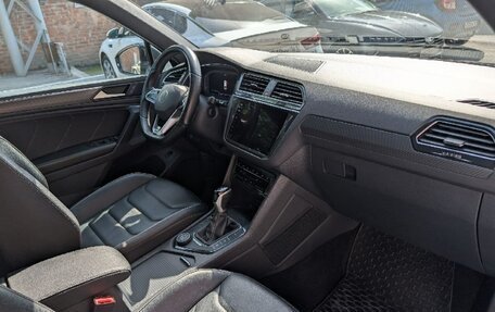 Volkswagen Tiguan II, 2021 год, 3 750 000 рублей, 6 фотография