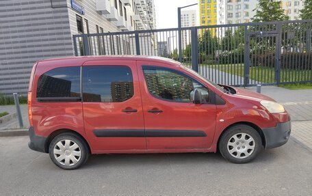 Peugeot Partner II рестайлинг 2, 2009 год, 420 000 рублей, 2 фотография