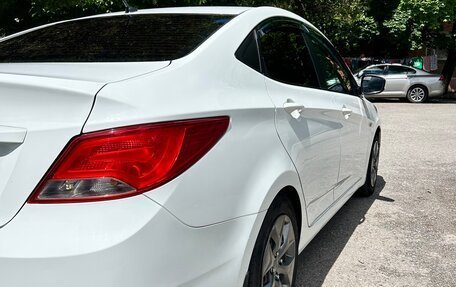 Hyundai Solaris II рестайлинг, 2016 год, 1 050 000 рублей, 5 фотография