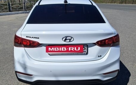 Hyundai Solaris II рестайлинг, 2018 год, 1 350 000 рублей, 5 фотография
