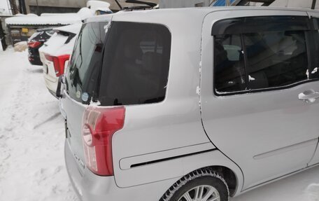 Toyota Raum II, 2009 год, 750 000 рублей, 3 фотография
