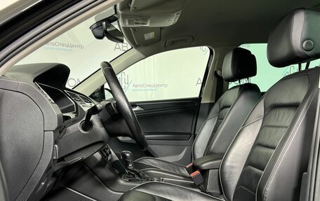 Volkswagen Tiguan II, 2017 год, 1 697 000 рублей, 9 фотография