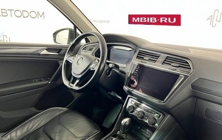 Volkswagen Tiguan II, 2017 год, 1 697 000 рублей, 11 фотография