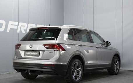 Volkswagen Tiguan II, 2017 год, 2 100 000 рублей, 2 фотография