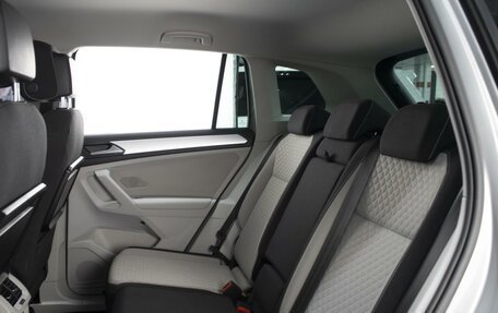 Volkswagen Tiguan II, 2017 год, 2 100 000 рублей, 9 фотография