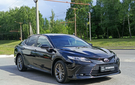 Toyota Camry, 2021 год, 3 450 000 рублей, 3 фотография