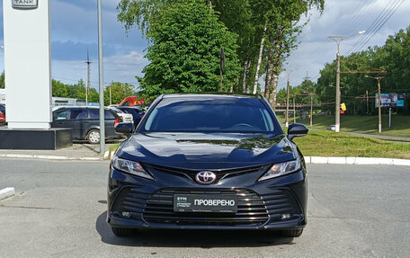 Toyota Camry, 2021 год, 3 450 000 рублей, 2 фотография