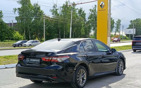Toyota Camry, 2021 год, 3 450 000 рублей, 6 фотография