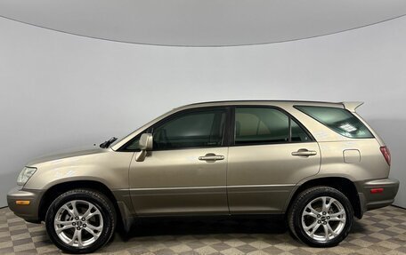Lexus RX IV рестайлинг, 2000 год, 650 000 рублей, 2 фотография