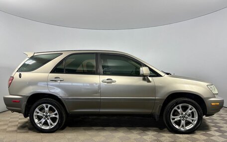 Lexus RX IV рестайлинг, 2000 год, 650 000 рублей, 6 фотография
