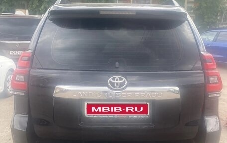 Toyota Land Cruiser Prado 150 рестайлинг 2, 2020 год, 5 800 000 рублей, 1 фотография
