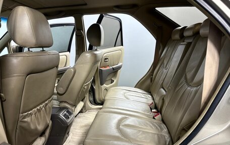 Lexus RX IV рестайлинг, 2000 год, 650 000 рублей, 10 фотография
