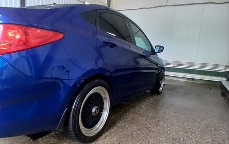 Hyundai Solaris II рестайлинг, 2012 год, 870 000 рублей, 5 фотография