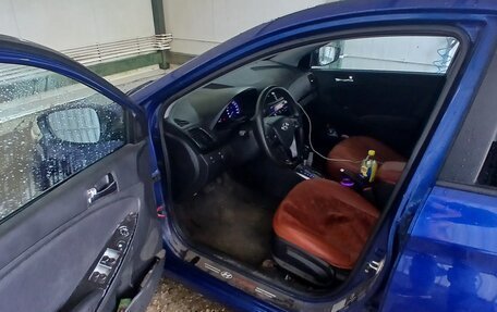 Hyundai Solaris II рестайлинг, 2012 год, 870 000 рублей, 7 фотография
