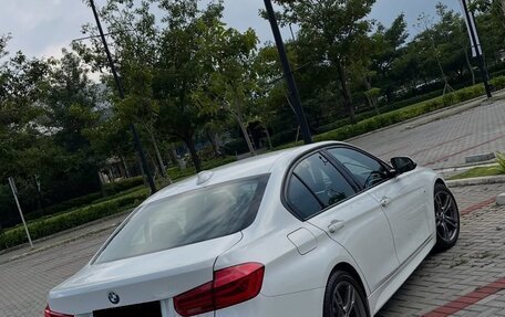 BMW 3 серия, 2018 год, 1 540 000 рублей, 2 фотография