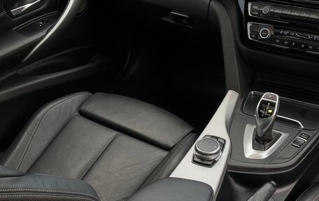 BMW 3 серия, 2018 год, 1 540 000 рублей, 12 фотография