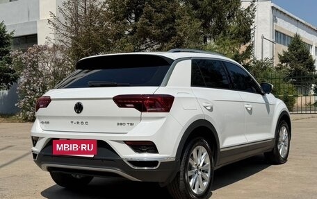 Volkswagen T-Roc I, 2021 год, 1 900 000 рублей, 5 фотография