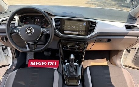 Volkswagen T-Roc I, 2021 год, 1 900 000 рублей, 11 фотография