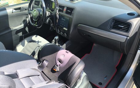 Volkswagen Jetta VI, 2014 год, 1 050 000 рублей, 11 фотография