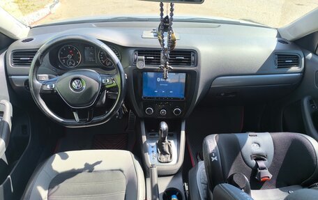 Volkswagen Jetta VI, 2014 год, 1 050 000 рублей, 15 фотография