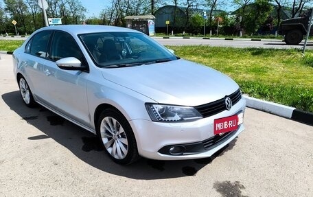 Volkswagen Jetta VI, 2014 год, 1 050 000 рублей, 8 фотография