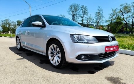 Volkswagen Jetta VI, 2014 год, 1 050 000 рублей, 9 фотография