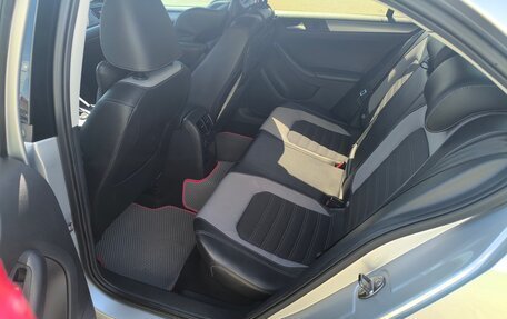 Volkswagen Jetta VI, 2014 год, 1 050 000 рублей, 17 фотография