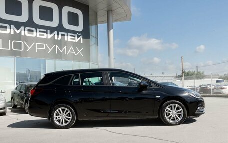 Opel Astra K, 2017 год, 1 150 000 рублей, 3 фотография