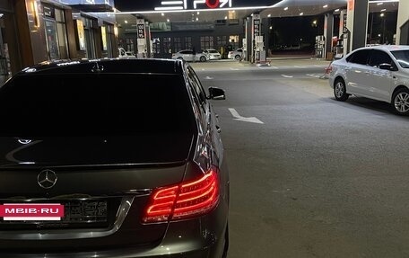 Mercedes-Benz E-Класс, 2013 год, 2 100 000 рублей, 6 фотография