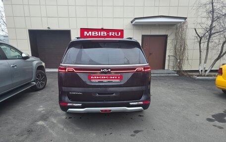 KIA Carnival, 2023 год, 4 920 000 рублей, 2 фотография