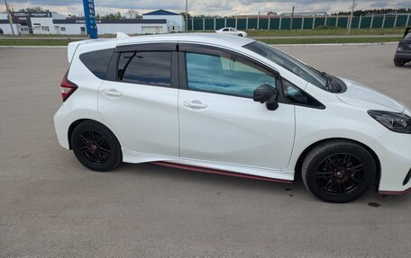 Nissan Note II рестайлинг, 2019 год, 1 780 000 рублей, 2 фотография
