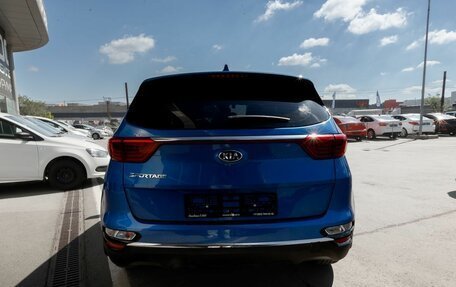 KIA Sportage IV рестайлинг, 2020 год, 2 350 000 рублей, 5 фотография