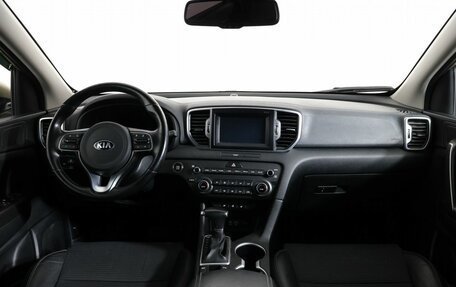 KIA Sportage IV рестайлинг, 2018 год, 2 080 000 рублей, 13 фотография