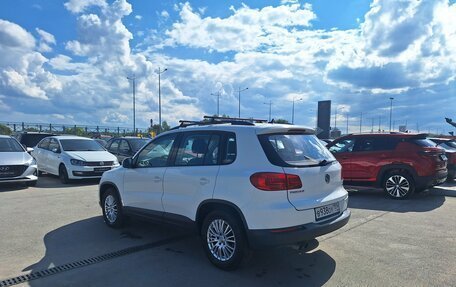 Volkswagen Tiguan I, 2012 год, 990 000 рублей, 3 фотография