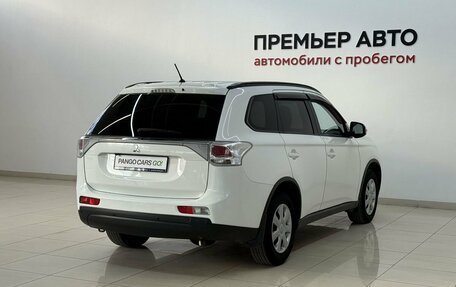 Mitsubishi Outlander III рестайлинг 3, 2012 год, 975 000 рублей, 4 фотография