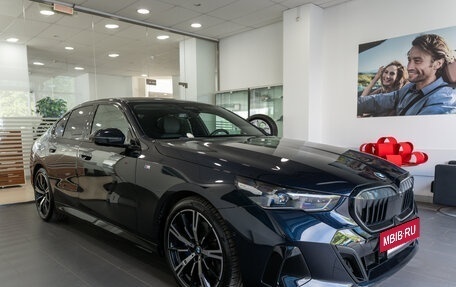 BMW 5 серия, 2023 год, 7 450 000 рублей, 3 фотография