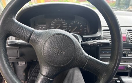 Mazda 323, 1992 год, 139 999 рублей, 11 фотография