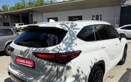 Toyota Highlander, 2025 год, 5 000 000 рублей, 3 фотография