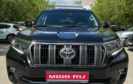 Toyota Land Cruiser Prado 150 рестайлинг 2, 2018 год, 4 750 000 рублей, 1 фотография